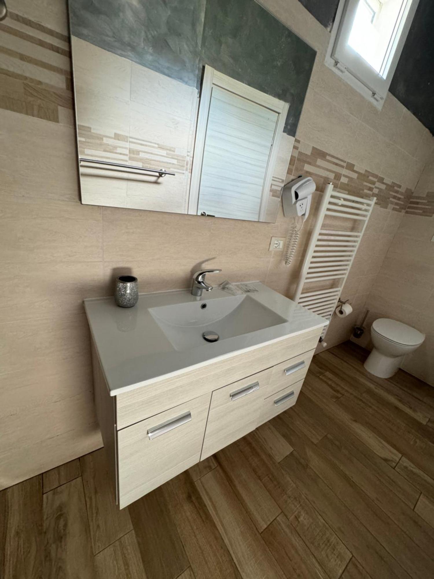 Atena B&B Apartments Platino San Silvestro  Exterior photo